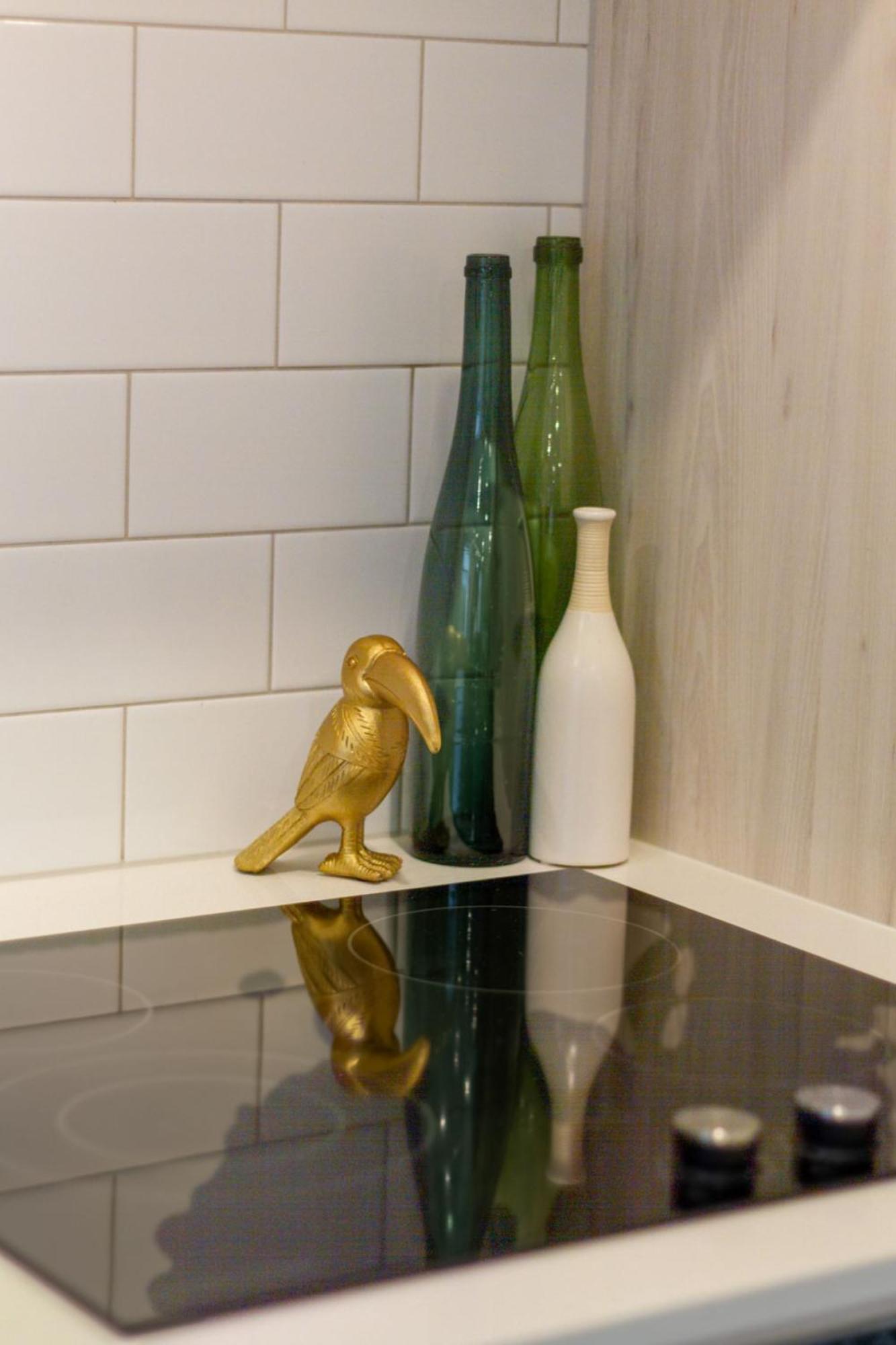 Gorgeous In Green - 2 Bed Central Oasis W/King Bed Christchurch Eksteriør billede