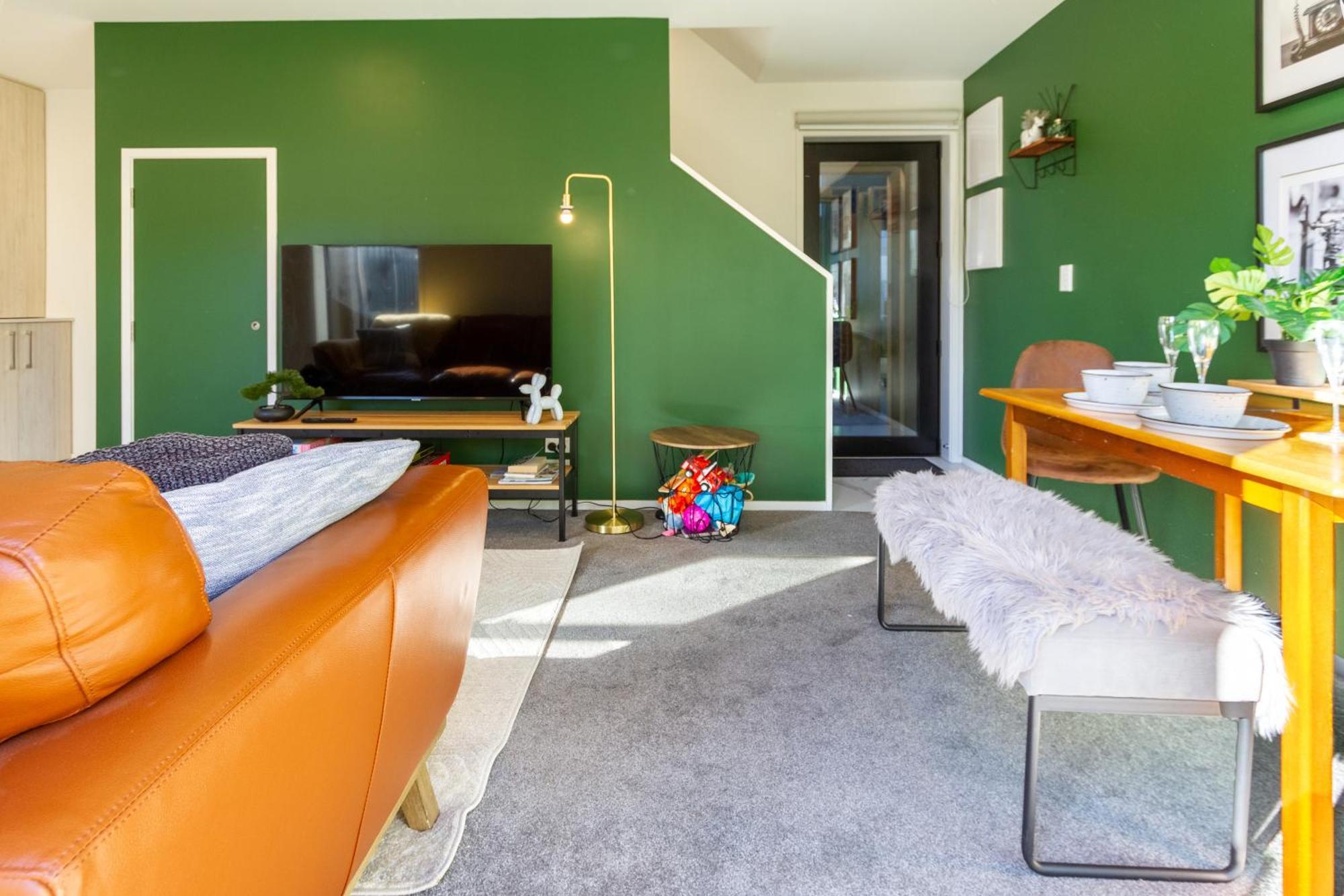 Gorgeous In Green - 2 Bed Central Oasis W/King Bed Christchurch Eksteriør billede