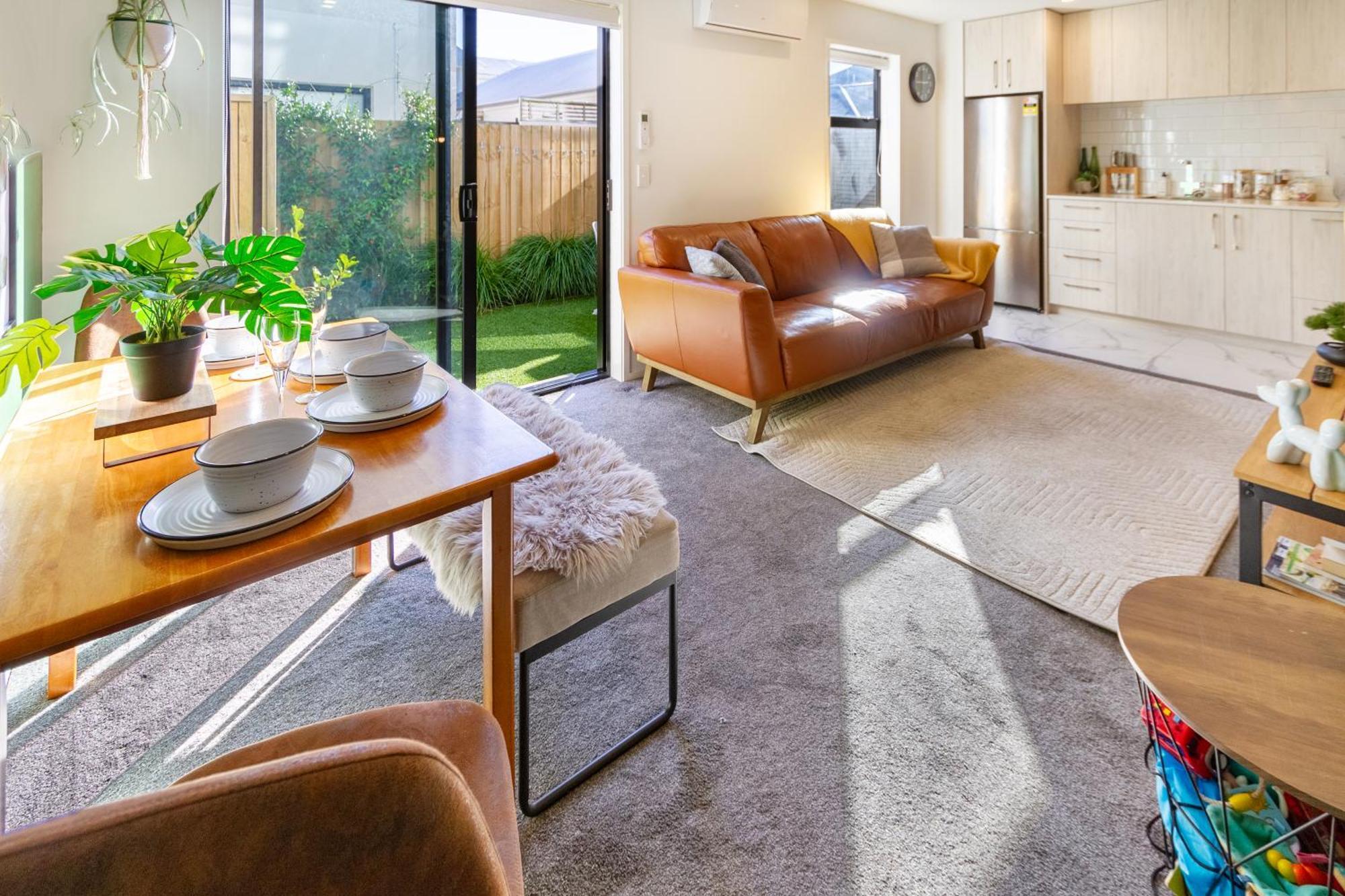 Gorgeous In Green - 2 Bed Central Oasis W/King Bed Christchurch Eksteriør billede